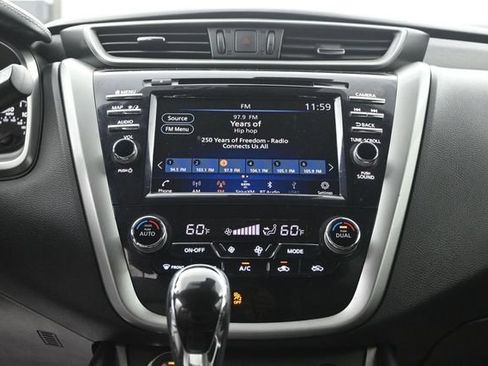 Used 2021 Nissan Murano SL w/ SL Moonroof Package FWD image 12