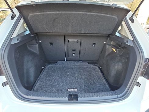 Used 2023 Volkswagen Taos S FWD image 12