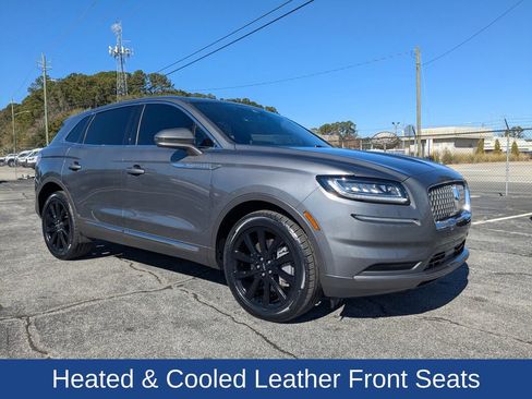 Used 2023 Lincoln Nautilus Reserve w/ Monochromatic Package image 2