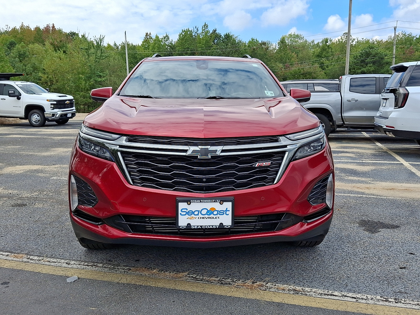 Certified 2023 Chevrolet Equinox RS w/ RS Leather Package AWD/4WD image 2