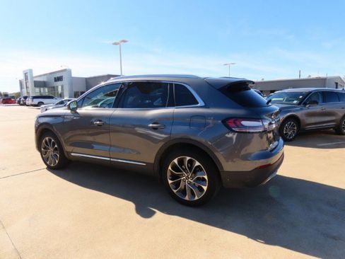 Certified 2023 Lincoln Nautilus Reserve w/ Luxury Package image 15