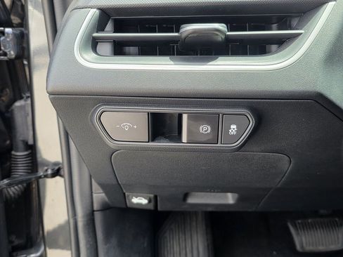 Used 2025 Kia K4 FWD image 22