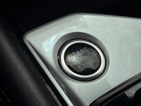 Used 2025 Nissan Altima 2.5 SR FWD image 16