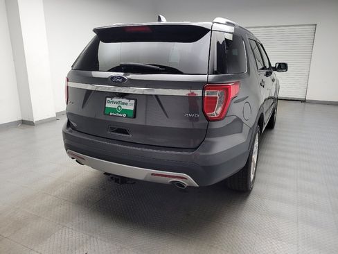 Used 2016 Ford Explorer XLT w/ Equipment Group 202A AWD/4WD image 7