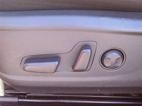 Used 2022 Hyundai Kona N Line image 17