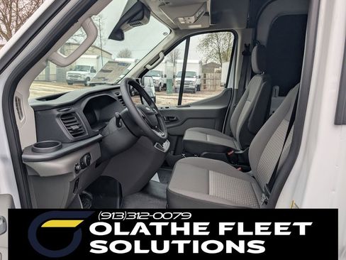New 2026 Ford Transit 250 148 Medium Roof RWD image 12