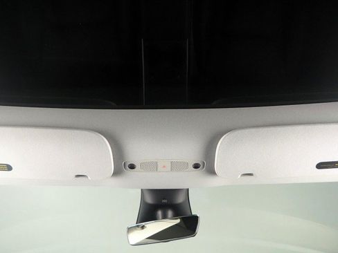 Used 2023 Tesla Model Y Long Range AWD/4WD image 61