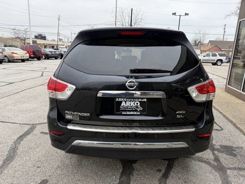 Used 2015 Nissan Pathfinder SL w/ Cargo Package image 8