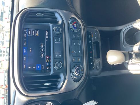 Used 2022 GMC Canyon AT4 w/ Trailering Package AWD/4WD image 14