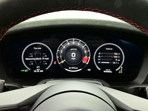 Certified 2026 Porsche 911 GT3 RWD image 9