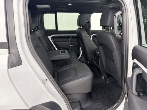 Certified 2025 Land Rover Defender 110 S AWD/4WD image 26