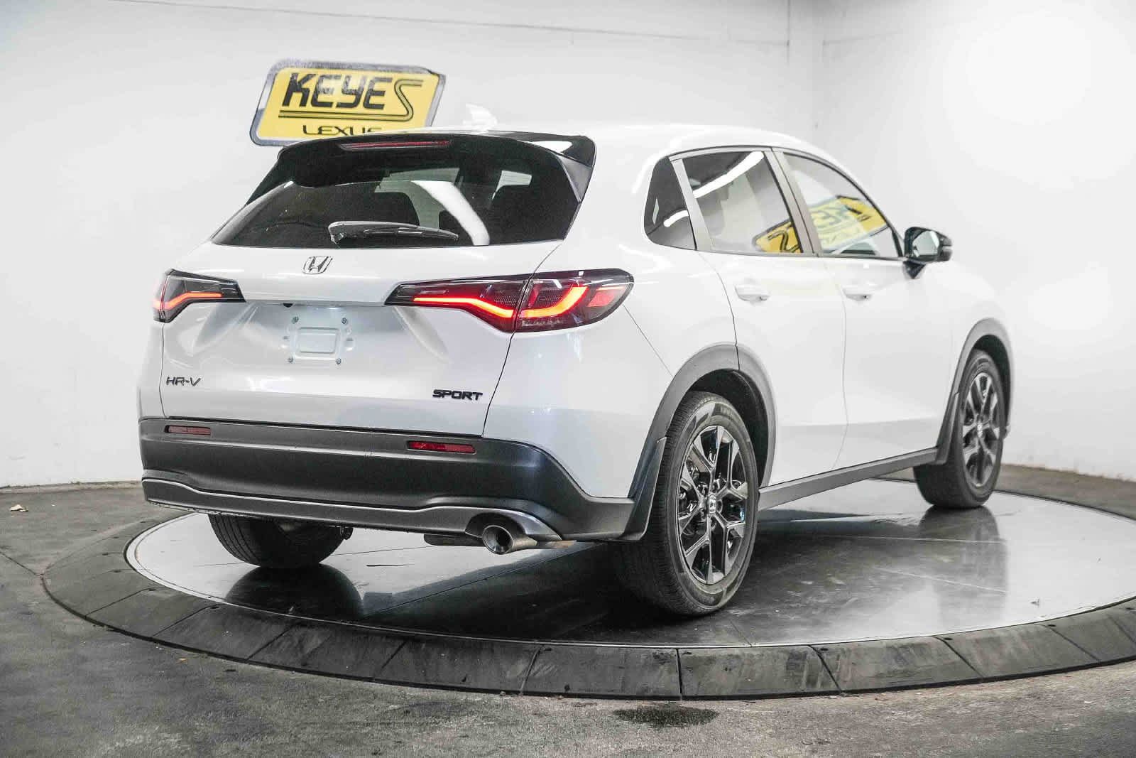 Used 2024 Honda HR-V Sport image 6