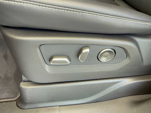 Used 2026 Cadillac Escalade ESV 2WD w/ LPO, Floor Liner Package image 16