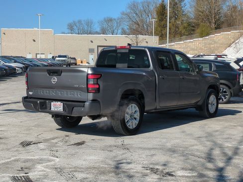 Used 2023 Nissan Frontier SV w/ Technology Package image 5