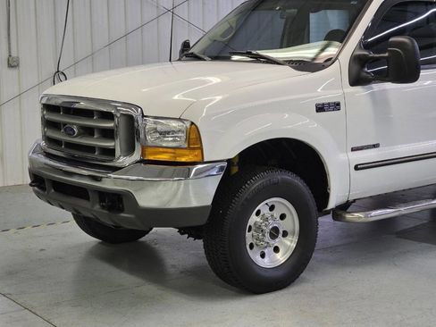 Used 2000 Ford F350 XLT image 7