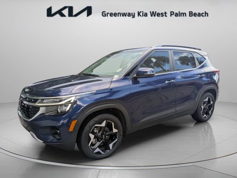 Used 2025 Kia Seltos EX w/ EX Sunroof Package FWD image 3