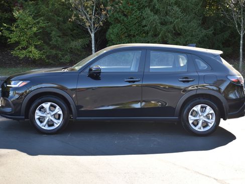 Certified 2024 Honda HR-V LX image 27