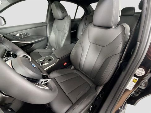New 2026 BMW 330i Sedan w/ M Sport Package RWD image 20