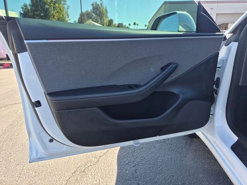 Used 2025 Tesla Model 3 Long Range image 12