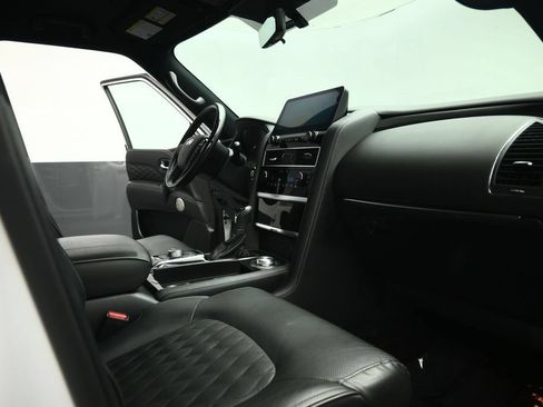 Used 2024 INFINITI QX80 Sensory AWD/4WD image 58