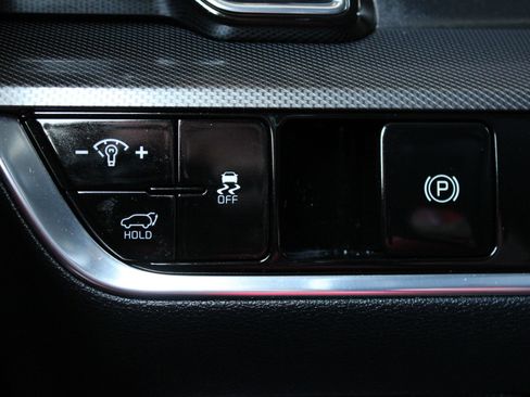 Used 2023 Kia Sportage SX FWD image 21
