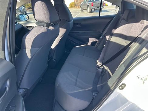 Certified 2022 Toyota Corolla LE image 28