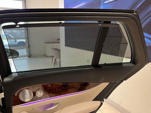 Used 2020 Mercedes-Benz E 450 4MATIC Wagon image 39