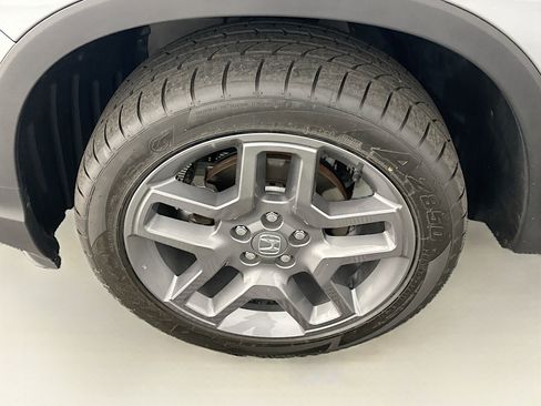 Used 2023 Honda Passport EX-L image 11