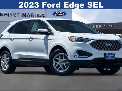 Certified 2023 Ford Edge SEL w/ Convenience Package AWD/4WD image 2
