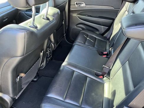 Used 2020 Jeep Grand Cherokee Limited w/ Trailer Tow Group IV image 18