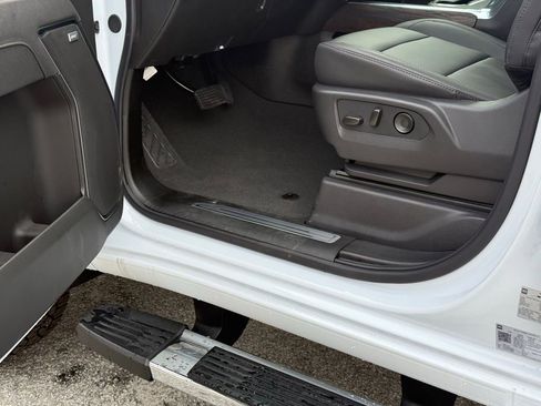 New 2026 GMC Sierra 2500 SLT image 22