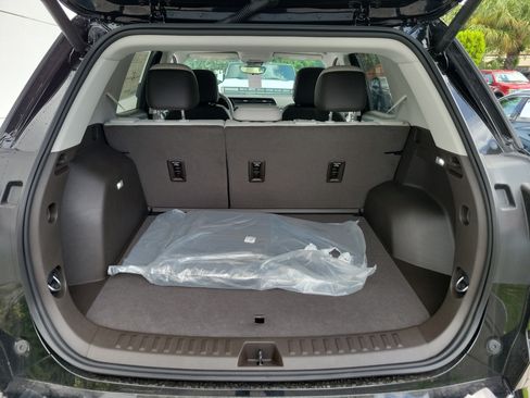 New 2026 GMC Terrain Denali AWD/4WD image 9
