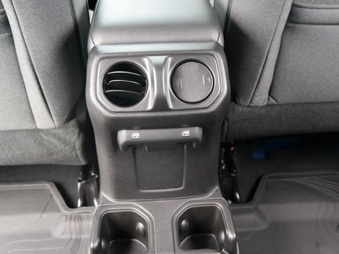 New 2025 Jeep Gladiator Sport image 35