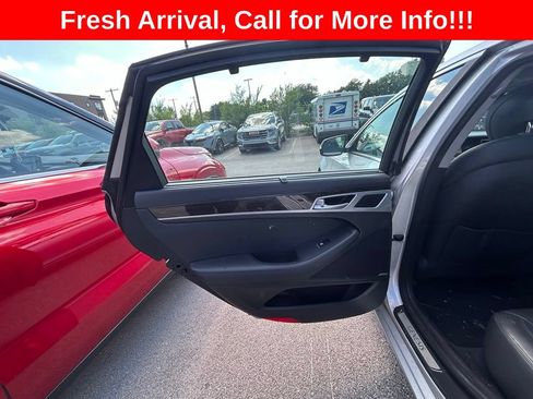 Used 2017 Genesis G80 3.8 w/ Option Group 02 RWD image 14