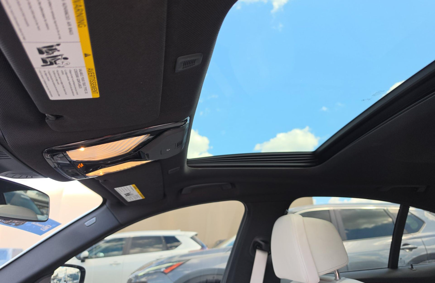 Used 2020 BMW 540i w/ Premium Package RWD image 11