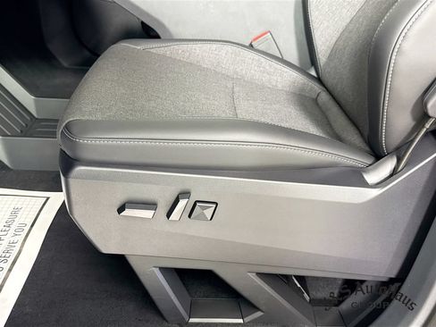 Used 2026 Tesla Cybertruck AWD Crew Cab image 26