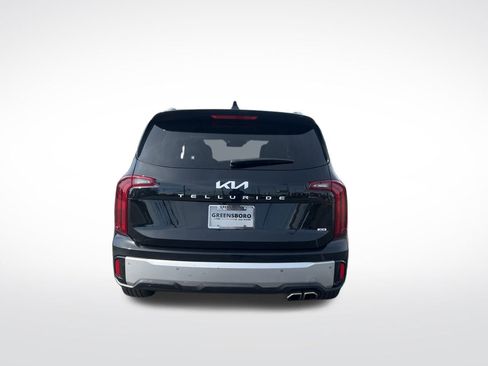 Used 2023 Kia Telluride S image 4