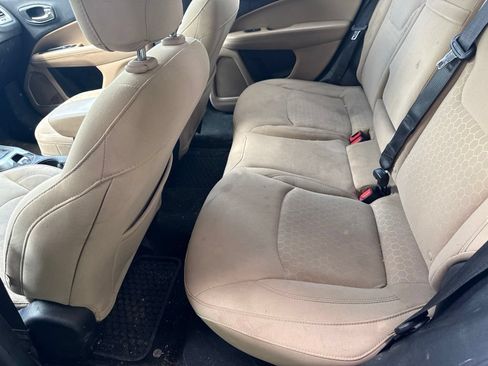 Used 2018 Jeep Compass Sport w/ Cold Weather Group AWD/4WD image 4