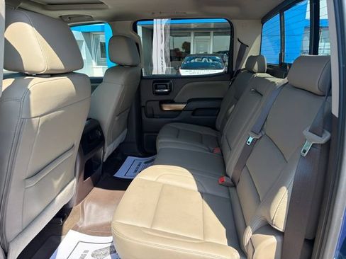 Used 2018 Chevrolet Silverado 1500 LTZ w/ Sport Package AWD/4WD image 11