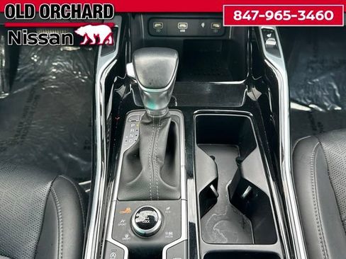 Used 2023 Kia Sorento SX AWD/4WD image 19