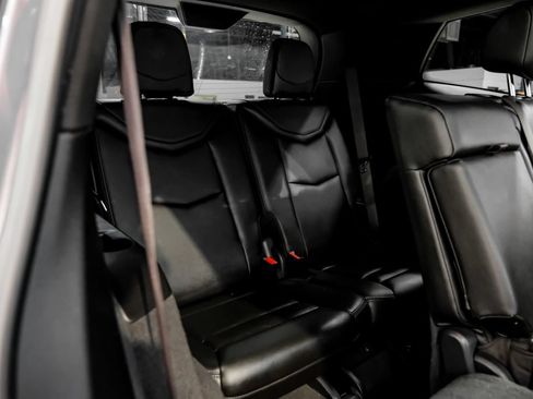 Used 2021 Cadillac XT6 Luxury FWD image 46