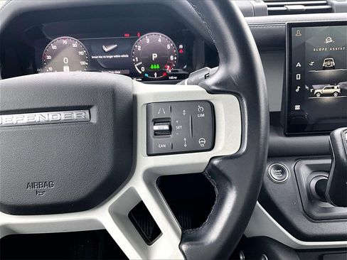 Used 2024 Land Rover Defender 110 SE image 16