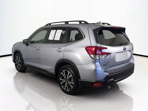 Used 2022 Subaru Forester Limited AWD/4WD image 7