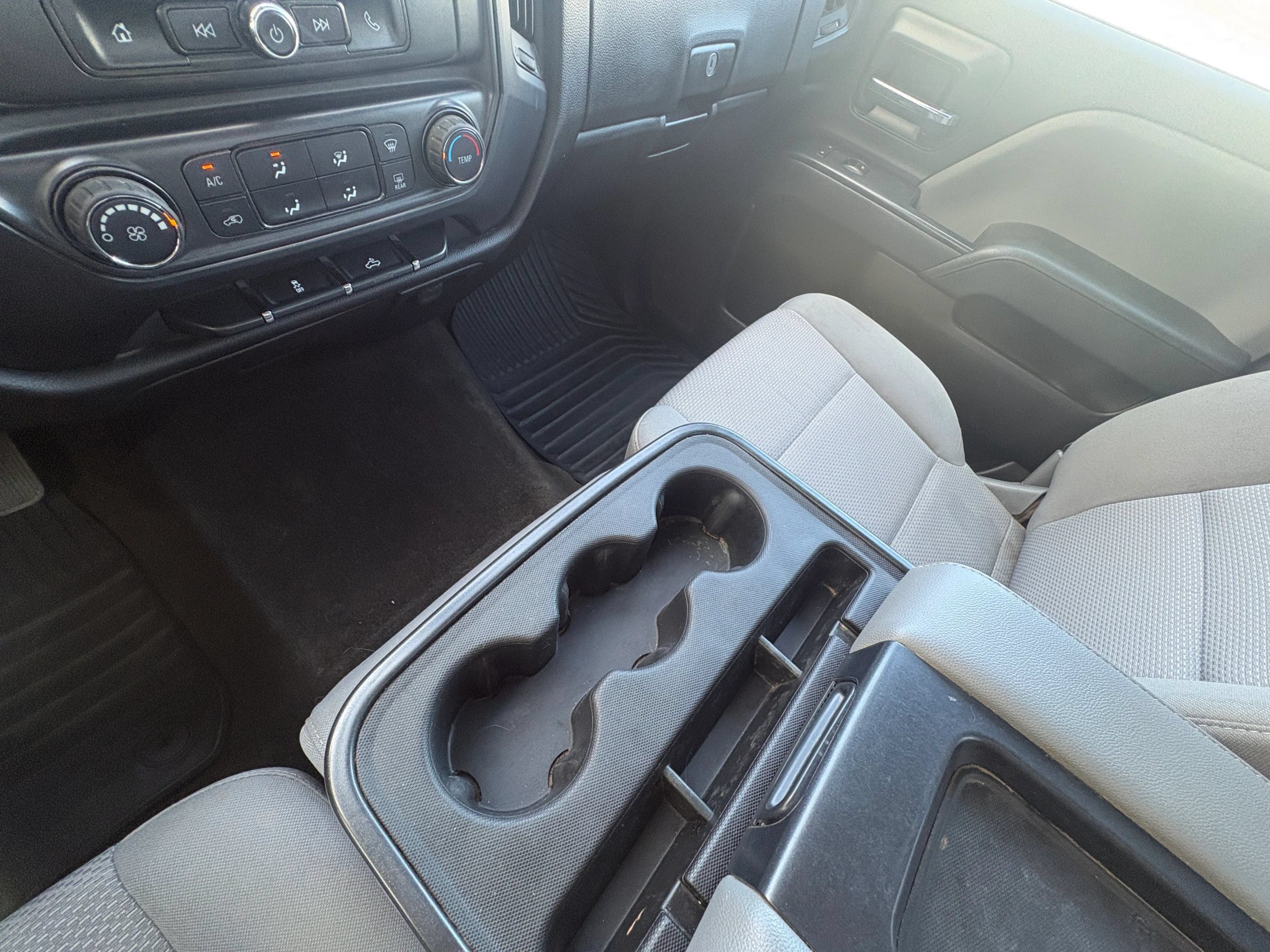Used 2016 Chevrolet Silverado 1500 Custom w/ Custom Convenience Package RWD image 15