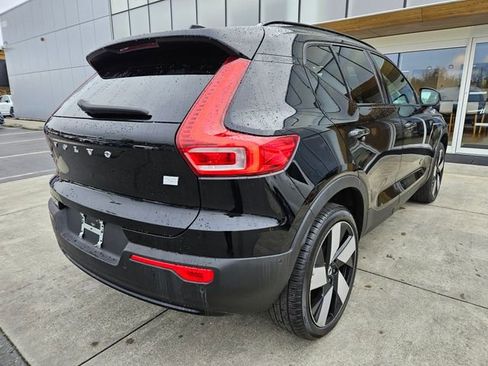Certified 2023 Volvo XC40 Recharge Ultimate AWD/4WD image 5