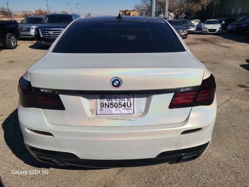 Used 2014 BMW 750Li xDrive image 15