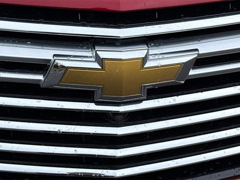 Used 2023 Chevrolet Traverse Premier image 7