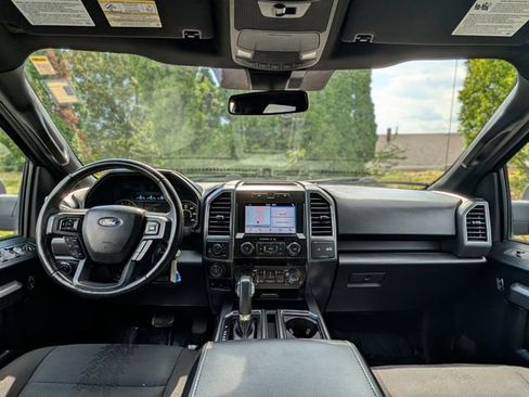 Used 2019 Ford F150 XLT w/ Equipment Group 302A Luxury AWD/4WD image 14