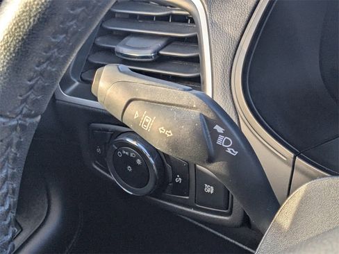 Used 2024 Ford Edge SEL image 26