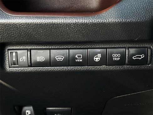 Used 2024 Toyota RAV4 Limited image 20